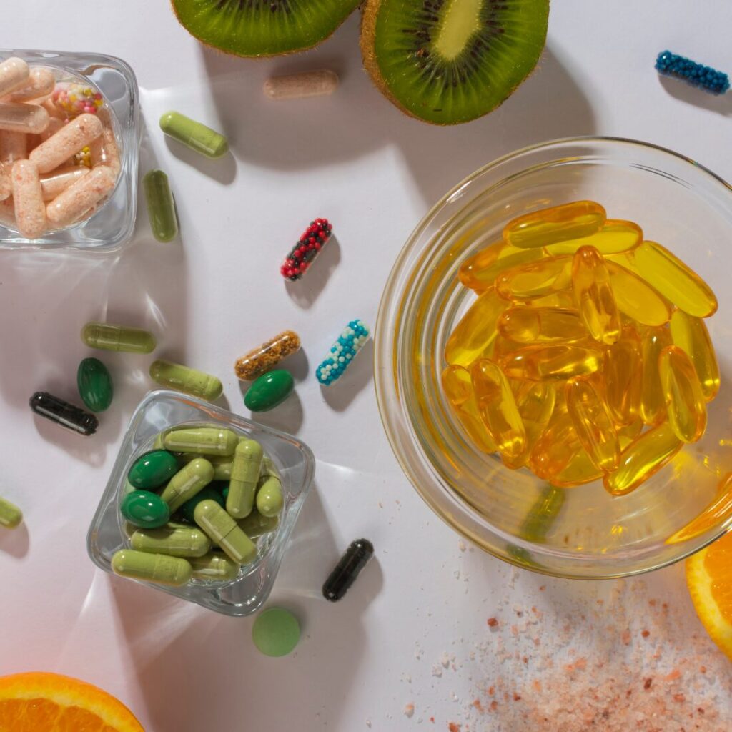 suplementy wspierające gojenie po implantacji – witamina D3 K2 C cynk magnez. suplementacja przed implantacją